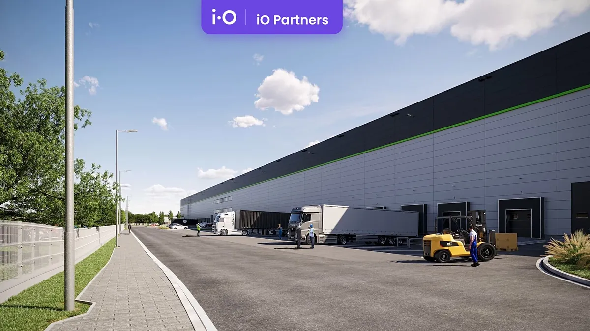 Pronájem skladového prostoru 5500 m²